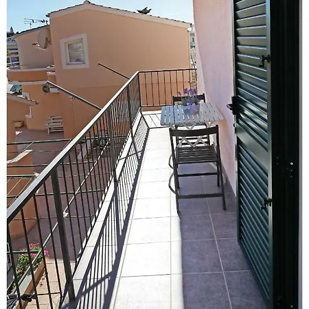 Apartment Rozika Primosten Exterior photo