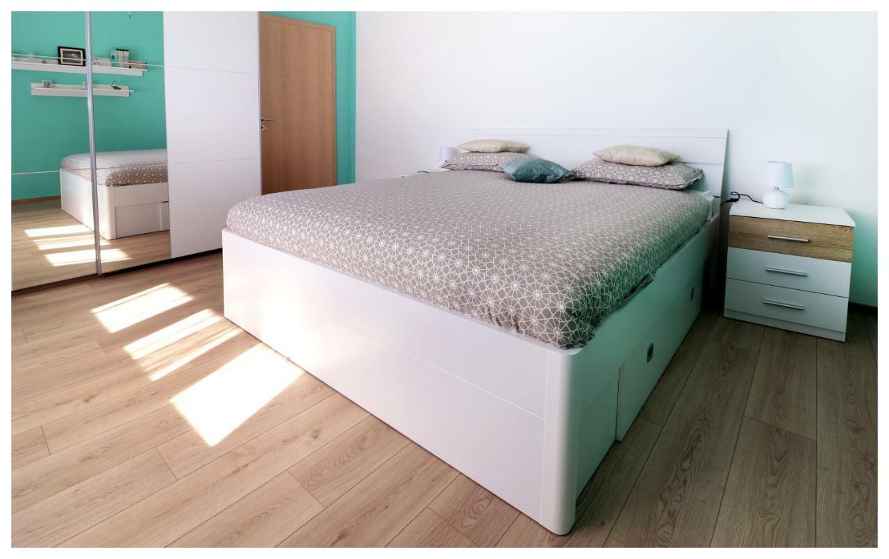 Apartment Rozika Primosten